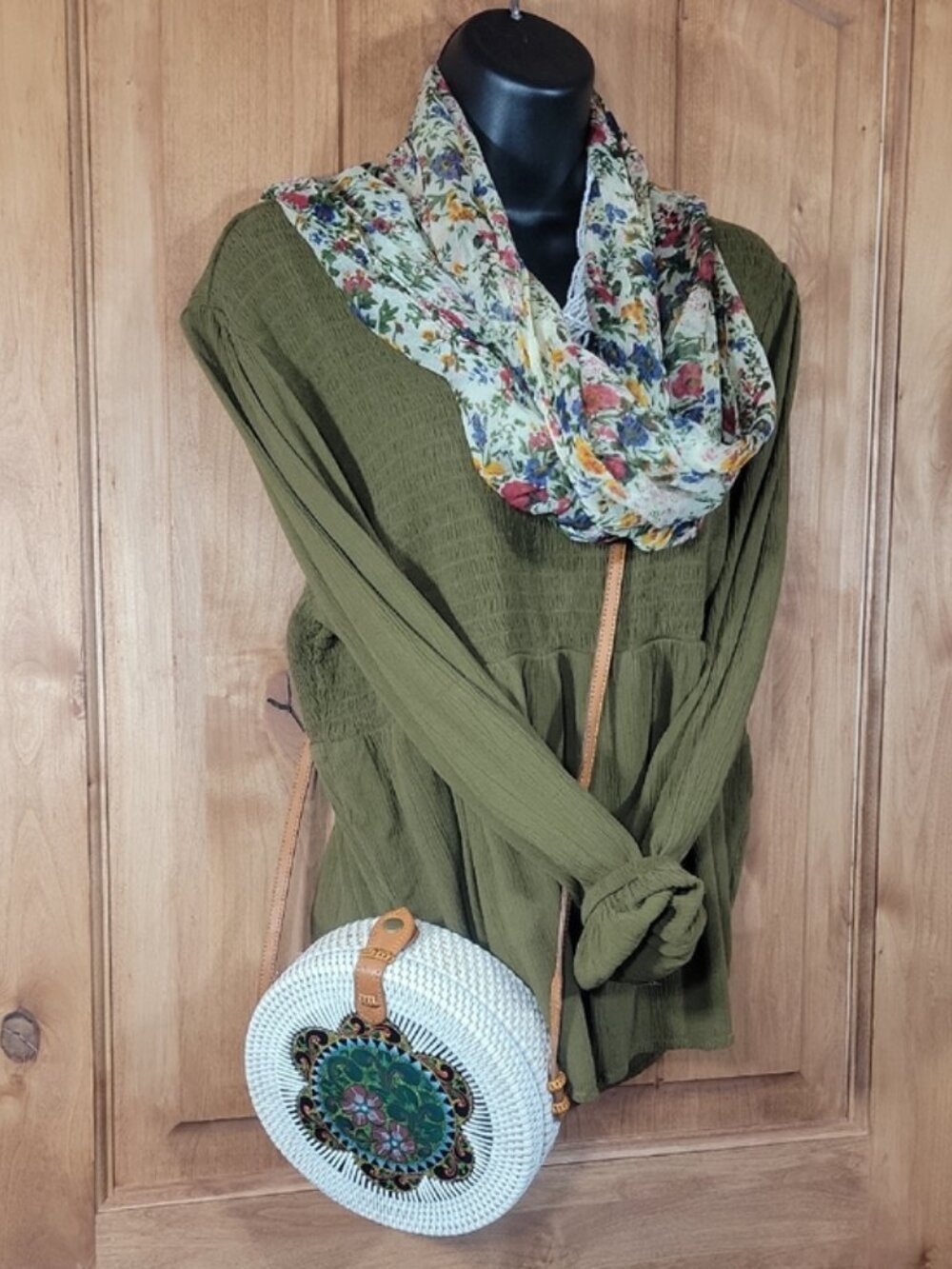 Klara Haloho Hand Crafted Round Rattan Crossbody - Picture 3 of 14